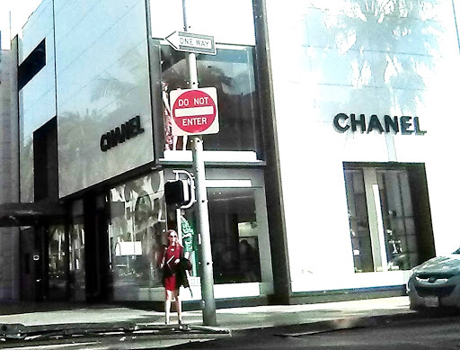 Clothing Store «Chanel Fine Jewelry Boutique», reviews and photos, 400 N Rodeo Dr, Beverly Hills, CA 90210, USA