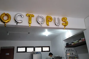 OCTOPUS Vape-Café image