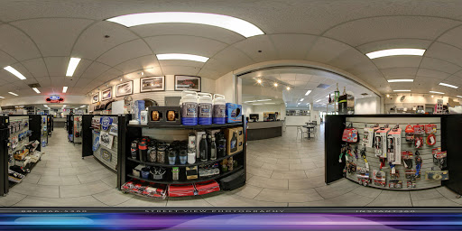 Car Dealer «Landmark Ford Lincoln», reviews and photos, 12000 SW 66th Ave, Tigard, OR 97223, USA