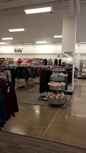 Department Store «Nordstrom Rack Woodland Plaza», reviews and photos, 8722 E 71st St, Tulsa, OK 74133, USA
