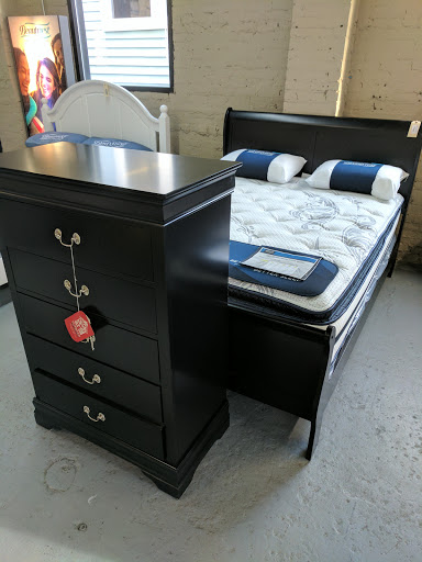 Mattress Store «Soda City Mattress & Furniture», reviews and photos, 902 Harden St, Columbia, SC 29205, USA