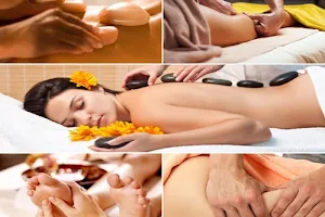 Vicky Ayurvedic Massage image