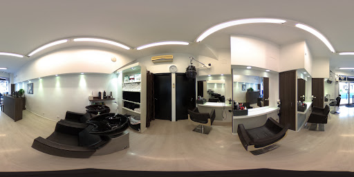Peluquería María Hernández / Estética Mercè Ferràndiz en Cervelló, Barcelona