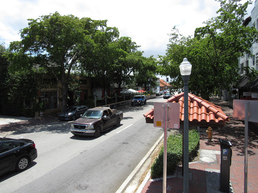 Bus Tour Agency «Miami Double Decker», reviews and photos, 303 Lincoln Rd, Miami Beach, FL 33139, USA