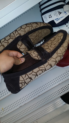 Clothing Store «Ross Dress for Less», reviews and photos, 2180 MacArthur Rd, Whitehall, PA 18052, USA