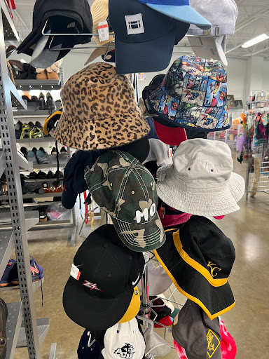 Thrift Store «Goodwill Retail Store of Springfield – Battlefield», reviews and photos, 3151 S Kansas Expy, Springfield, MO 65807, USA