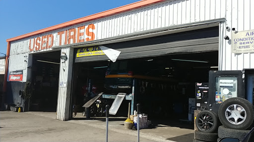 Used Tire Shop «Two Guys Tires and Auto Repair», reviews and photos, 366 N John Young Pkwy, Orlando, FL 32805, USA