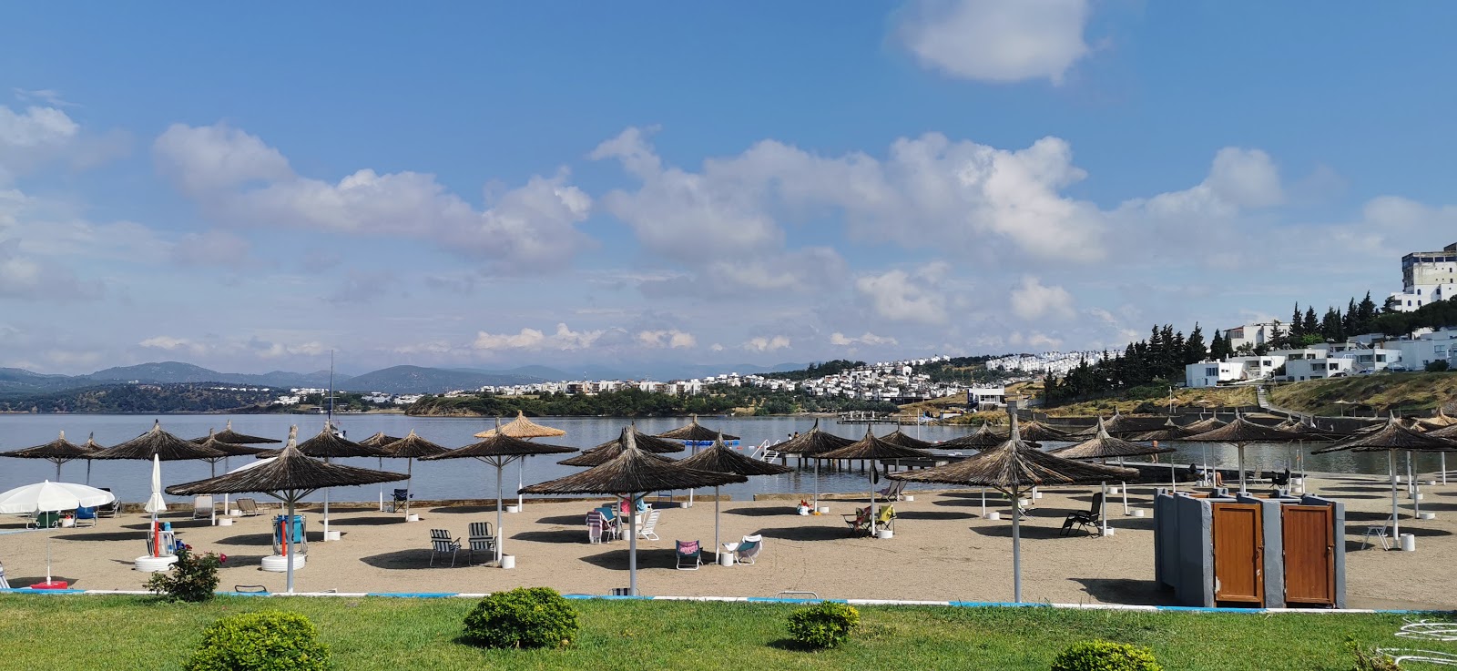 Photo of Shipyard beach with bright sand surface