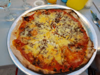 Pizza du Restaurant-Pizzeria Le Colombier à Le Revest-les-Eaux - n°14