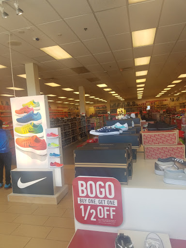 Shoe Store «Famous Footwear», reviews and photos, 1102 Massachusetts Ave, Boston, MA 02125, USA