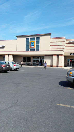 Supermarket «ALDI», reviews and photos, 3437 Simpson Ferry Rd, Camp Hill, PA 17011, USA