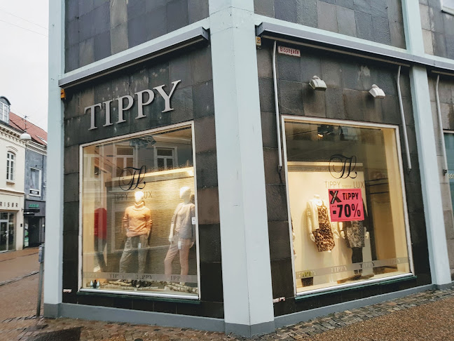 7 anmeldelser af TIPPY (Tøjbutik) i
