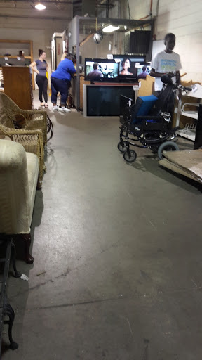 Outlet Store «Goodwill Central Virginia Outlet», reviews and photos, 6301 Midlothian Turnpike, Richmond, VA 23225, USA