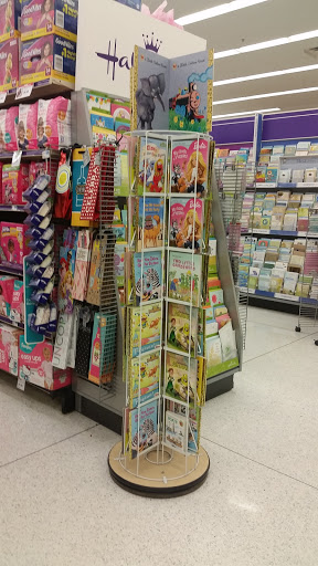 Supermarket «Hy-Vee», reviews and photos, 207 NE Englewood Rd, Kansas City, MO 64118, USA