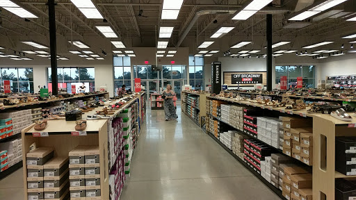 Shoe Store «Off Broadway Shoe Warehouse», reviews and photos, 217 Indian Lake Blvd #600, Hendersonville, TN 37075, USA