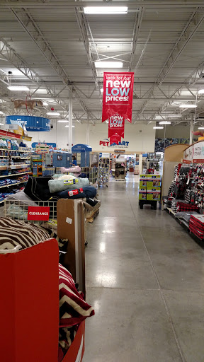 Pet Supply Store «PetSmart», reviews and photos, 934 W Street Rd, Warminster, PA 18974, USA