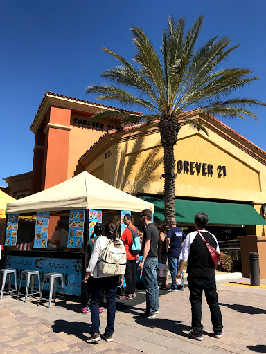 Shopping Mall «Desert Hills Premium Outlets», reviews and photos, 48400 Seminole Dr, Cabazon, CA 92230, USA