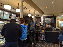 Atmosphère du Restaurant servant le petit-déjeuner Starbucks à Paris - n°11