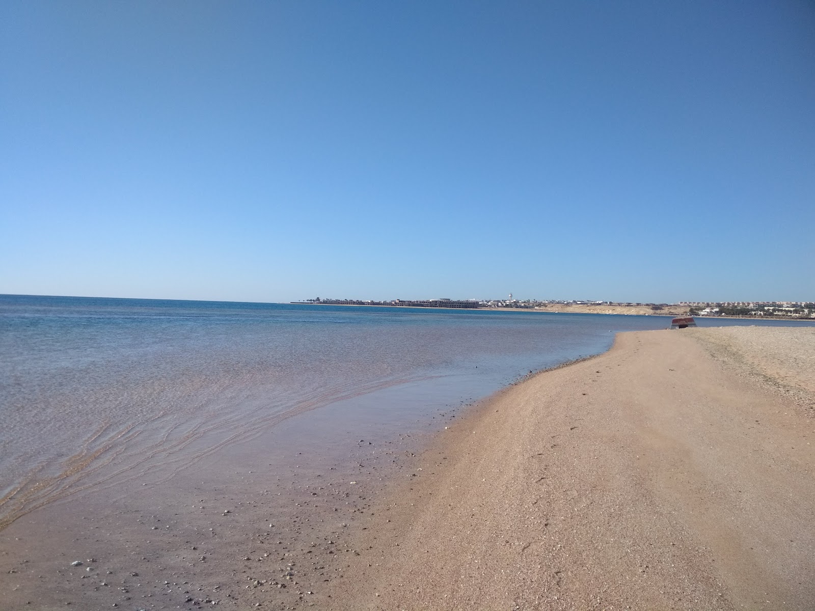 Foto av Adrenaline Beach Park med turkos rent vatten yta