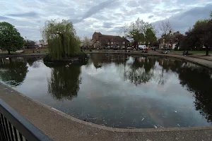 Feltham Duck Pond image