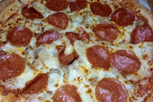Giovanni's Pizza image