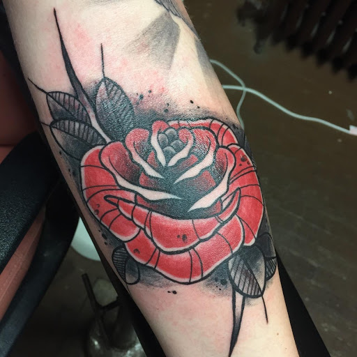 Tattoo Shop «Black Heart Tattoo», reviews and photos, 6526 Mahoning Ave, Youngstown, OH 44515, USA