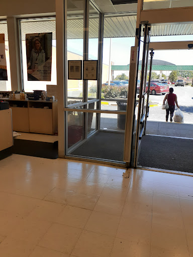 Shopping Mall «Lehigh Shopping Center», reviews and photos, W Union Blvd, Bethlehem, PA 18018, USA