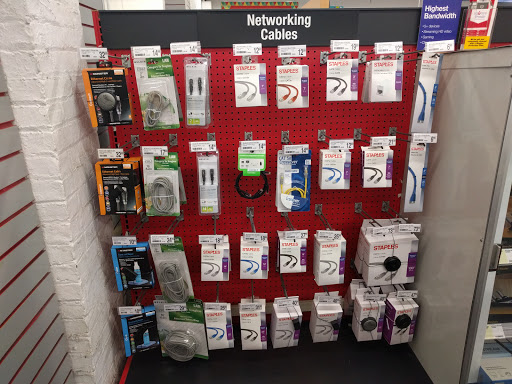 Office Supply Store «Staples», reviews and photos, 91-30 Van Wyck Expy, Jamaica, NY 11418, USA