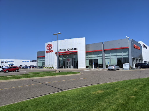Toyota Dealer «Luther Brookdale Toyota», reviews and photos, 6700 Brooklyn Blvd, Brooklyn Center, MN 55429, USA
