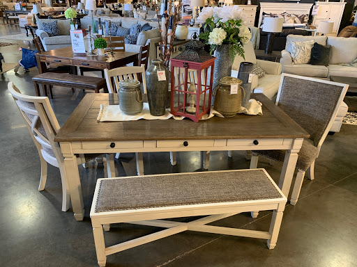 Furniture Store «Ashley HomeStore», reviews and photos, 5026 Frankford Ave, Lubbock, TX 79424, USA