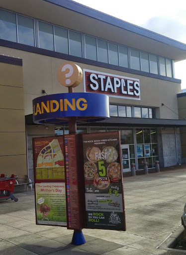 Office Supply Store «Staples», reviews and photos, 1207 N Landing Way, Renton, WA 98057, USA