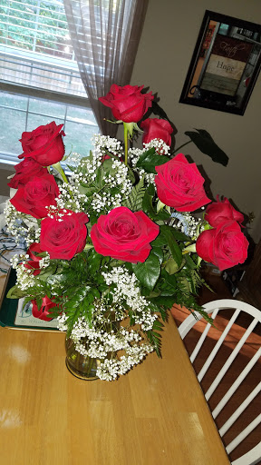 Florist «Garner & Duff Flower Shop», reviews and photos, 250 Solomons Island Rd N, Prince Frederick, MD 20678, USA