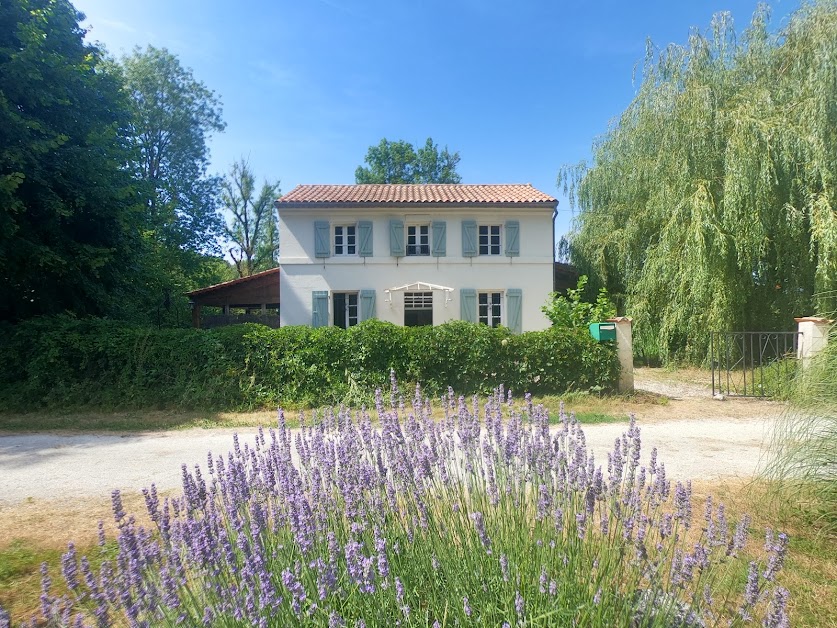 Malvy Lockhouse, Écluse de Malvy. à Mosnac-Saint-Simeux (Charente 16)