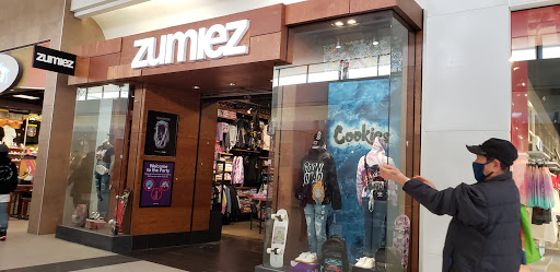 Clothing Store «Zumiez», reviews and photos, 15 Serramonte Center #338, Daly City, CA 94015, USA