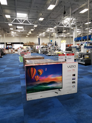 Electronics Store «Best Buy», reviews and photos, 20914 N Frederick Rd, Germantown, MD 20876, USA