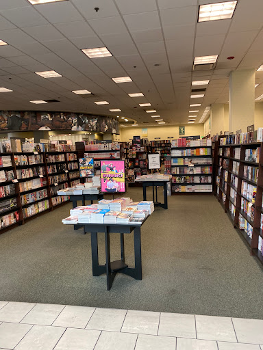 Book Store «Barnes & Noble», reviews and photos, 189 The Grove Dr, Los Angeles, CA 90036, USA