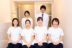 Arai Dental Clinic image