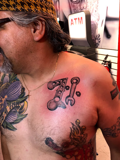 Explore memento vivere tattoo ideas, creative tattoo ideas in El Paso, available at Pumping Ink Tattoo Parlor