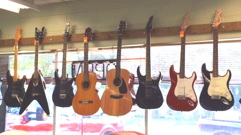 Comal Pawn, 1105 W San Antonio St, New Braunfels, TX 78130, USA, 