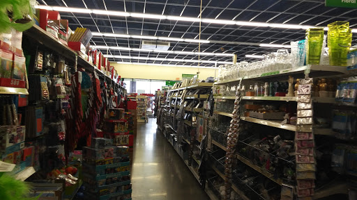 Dollar Store «Dollar Tree», reviews and photos, 148 THF Blvd, Chesterfield, MO 63005, USA