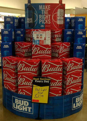 Grocery Store «Hannaford Supermarket», reviews and photos, 65 Gray Rd, Falmouth, ME 04105, USA