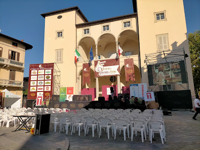 Comune di Langhirano Piazza Giacomo Ferrari, 1, 43013 Langhirano PR, Italia