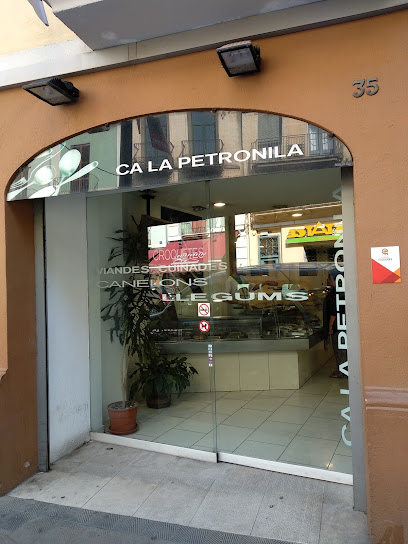 Ca La Petronila - Carrer Nou, 35, 17600 Figueres, Girona, Spain