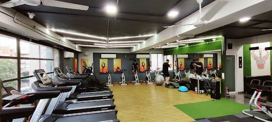 Ultimate Fitness Club (Panjrapole) - Shanay 1, OPP SHIVALIK COMPLEX PANJRAPOLE CROSS ROAD, IIM Rd, University Area, Ahmedabad, Gujarat 380009, India
