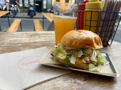Ramey's Burger à Paris