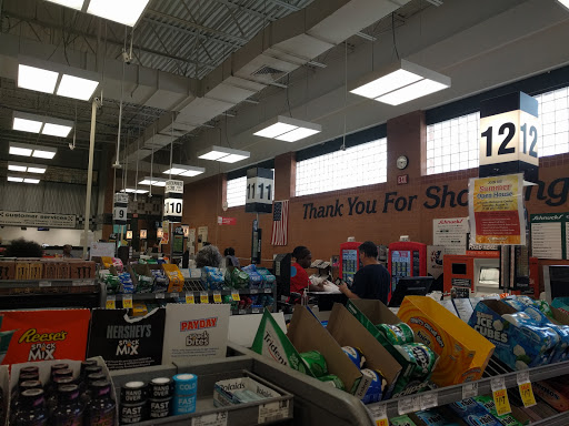 Grocery Store «Schnucks», reviews and photos, 6600 Clayton Rd, Richmond Heights, MO 63117, USA