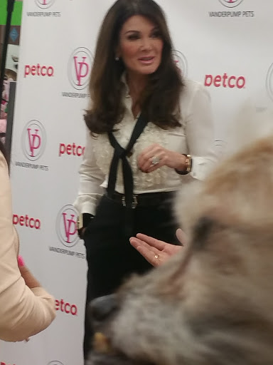 Pet Supply Store «Petco Animal Supplies», reviews and photos, 508 N Doheny Dr, West Hollywood, CA 90048, USA