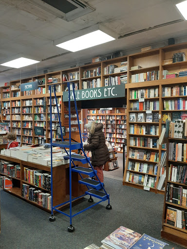 Book Store «Politics & Prose Bookstore», reviews and photos, 5015 Connecticut Ave NW, Washington, DC 20008, USA