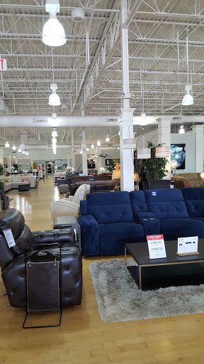 Furniture Store «American Signature Furniture», reviews and photos, 7463 W Colonial Dr, Orlando, FL 32818, USA