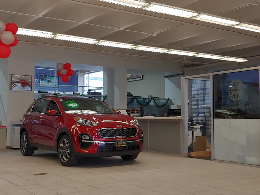 Car Dealer «World Car Kia South», reviews and photos, 7915 Interstate 35 Access Rd, San Antonio, TX 78224, USA